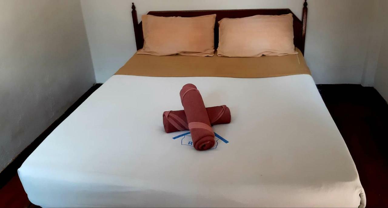 Best Resort Maret Luaran gambar