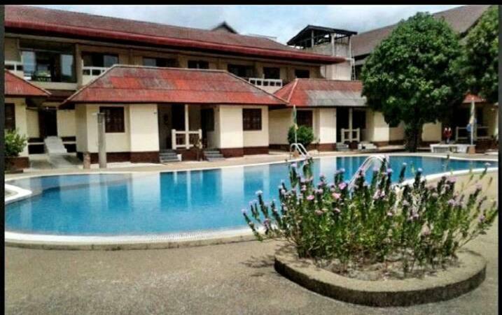 Best Resort Maret Luaran gambar
